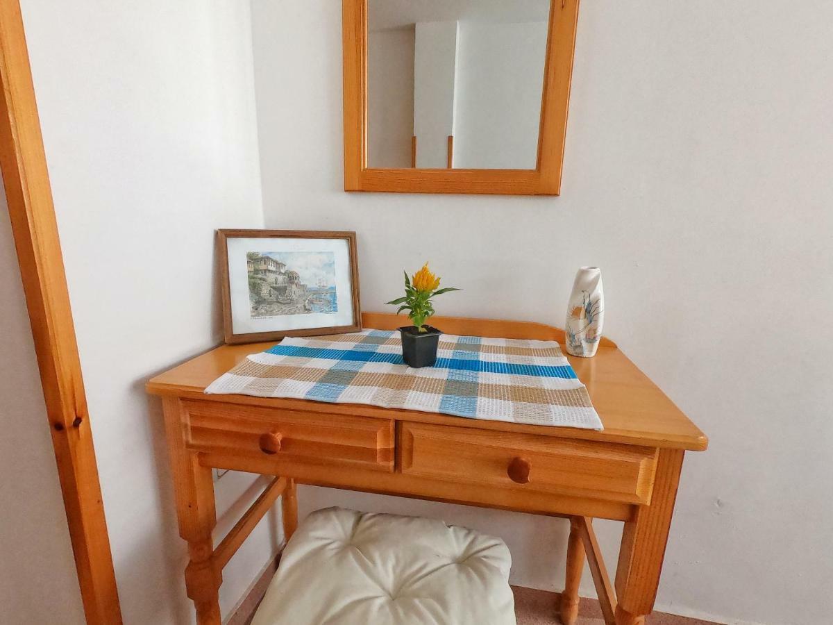Apartment In St. Vlas With Terrace Sveti Vlas Exterior photo